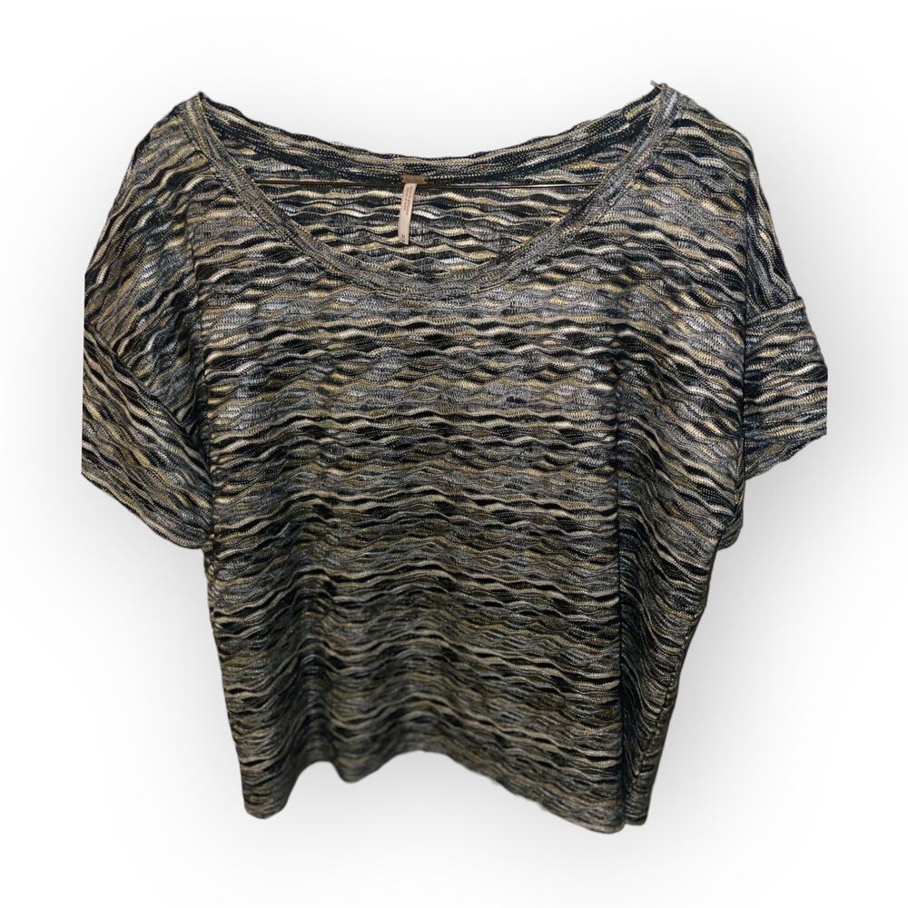 Free People short Sleeve crop Sz M EUC